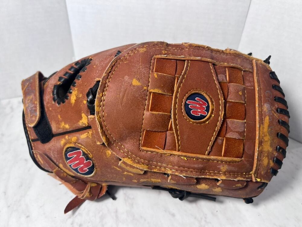 Vintage MacGregor M700 Baseball Glove - Model 95710 - 12.5" Genuine Leather